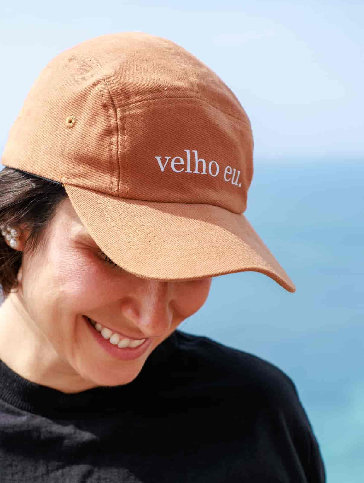 Boné 5 Panel Velho Eu Seu Cuca - Marrom
