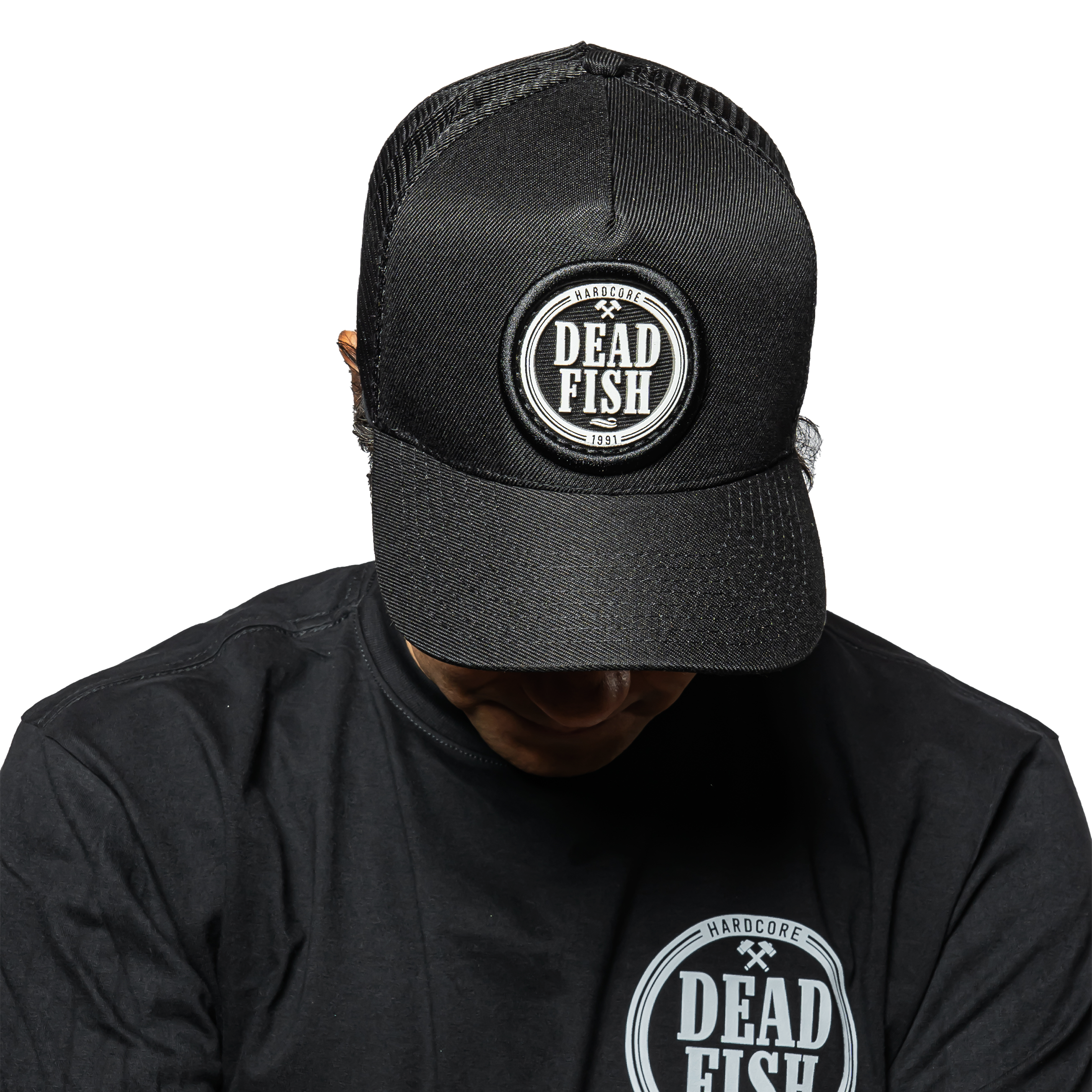 Boné Trucker Brasão Dead Fish - Preto