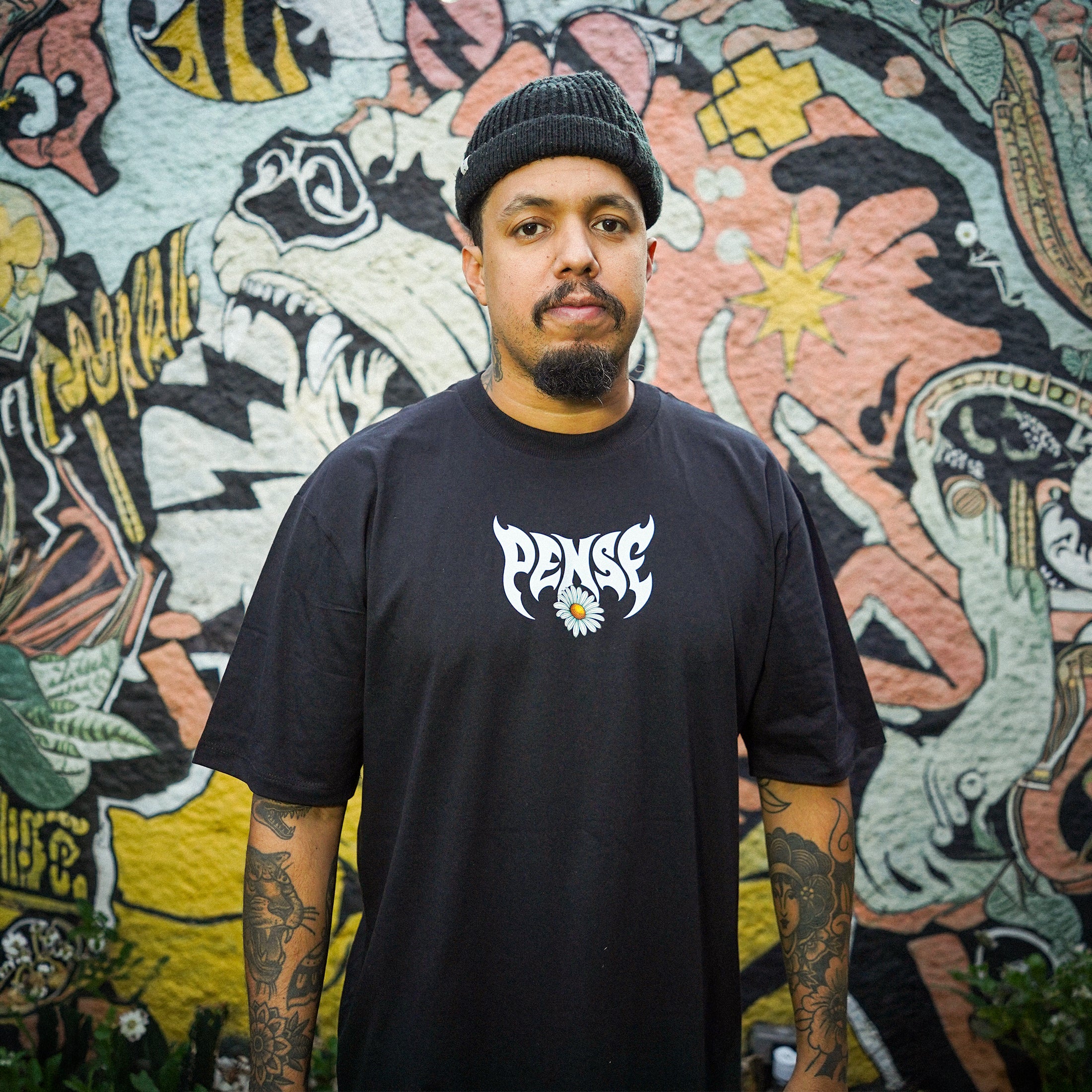 Camiseta Autodefesa Pense - Preto