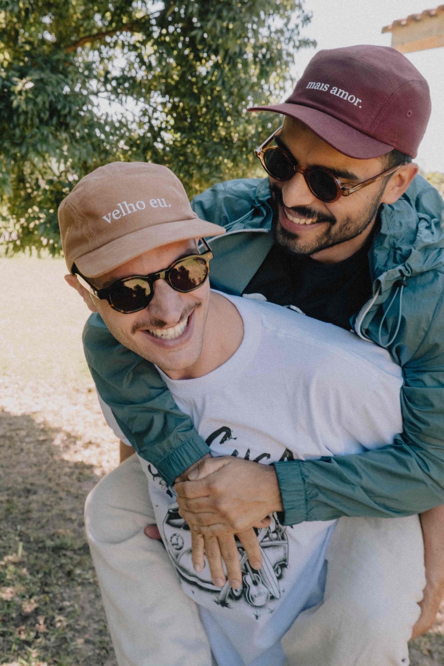 Boné 5 Panel Mais Amor Seu Cuca - Bordô