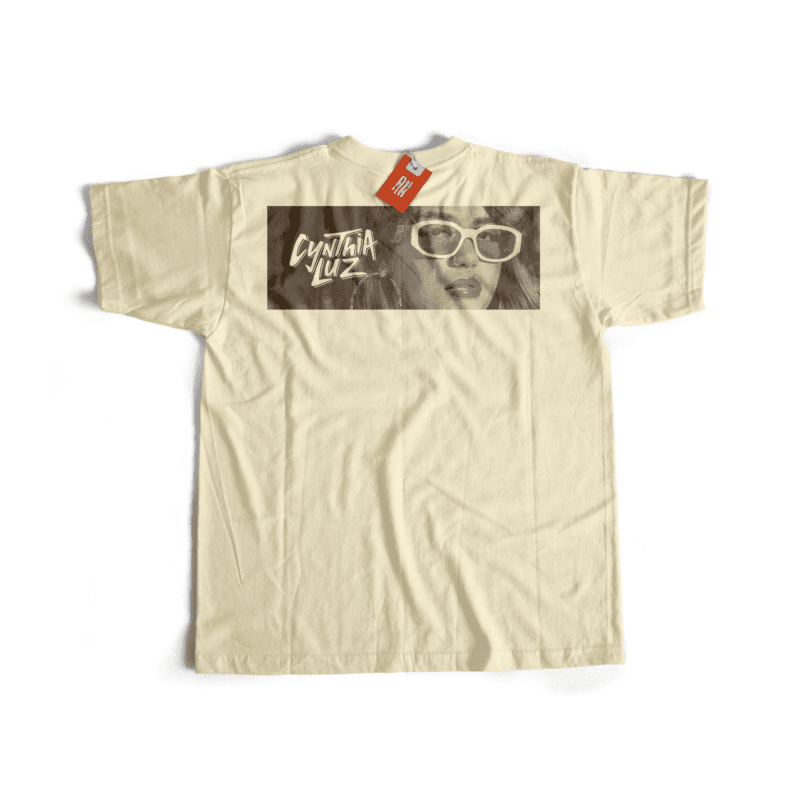 Camiseta Foto Cynthia Luz - Off White